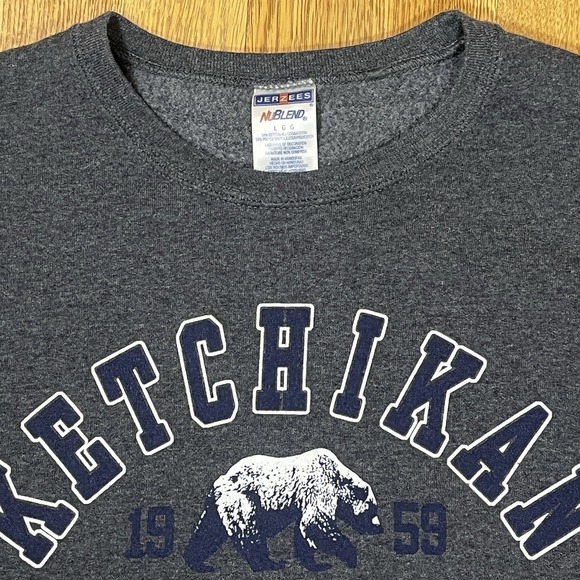 Jerzees Ketchikan Alaska Crewneck Sweatshirt Adult Unisex L Gray Cozy Casual - Picture 2 of 6